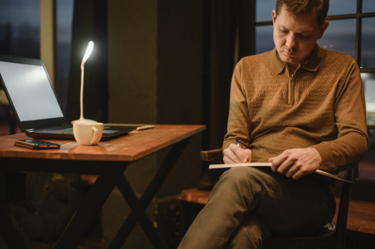 Why Some Writers Use Pseudonyms and How It Affects Their Work