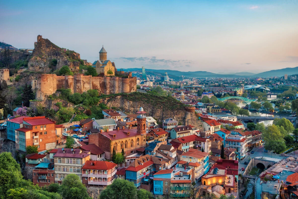 The Clock Is Ticking on These Travel Bargains The Clock Is Ticking on These Travel Bargains