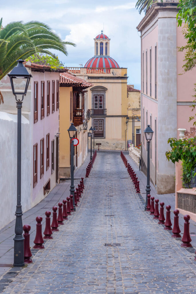 La Orotava street with a view of the Church of Our Lady of Conception